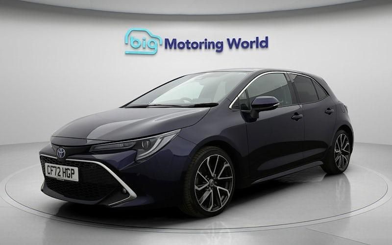 Used Toyota Corolla 184 HP (135 kW) 2022 Blue Hatchback