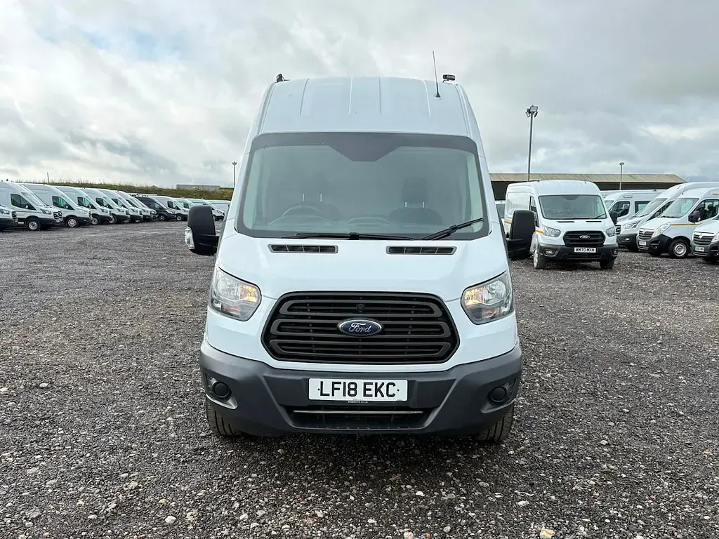 Used Ford Transit 130 HP (95 kW) 2018 White Van