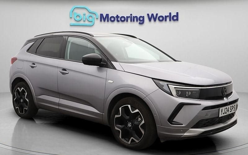Grey Used 2024 Vauxhall Grandland X Ultimate SUV | £22,300 (Super price) - Image 1/4