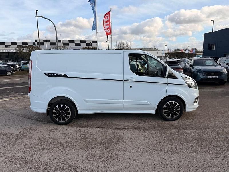 Used Ford Transit Custom Sport 170 HP (125 kW) 2023 White Van