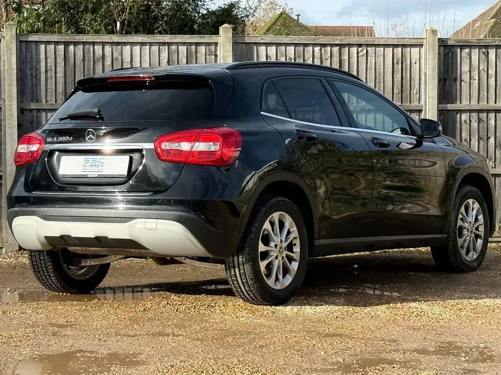 Used Mercedes GLA200 SE 2019 Black SUV