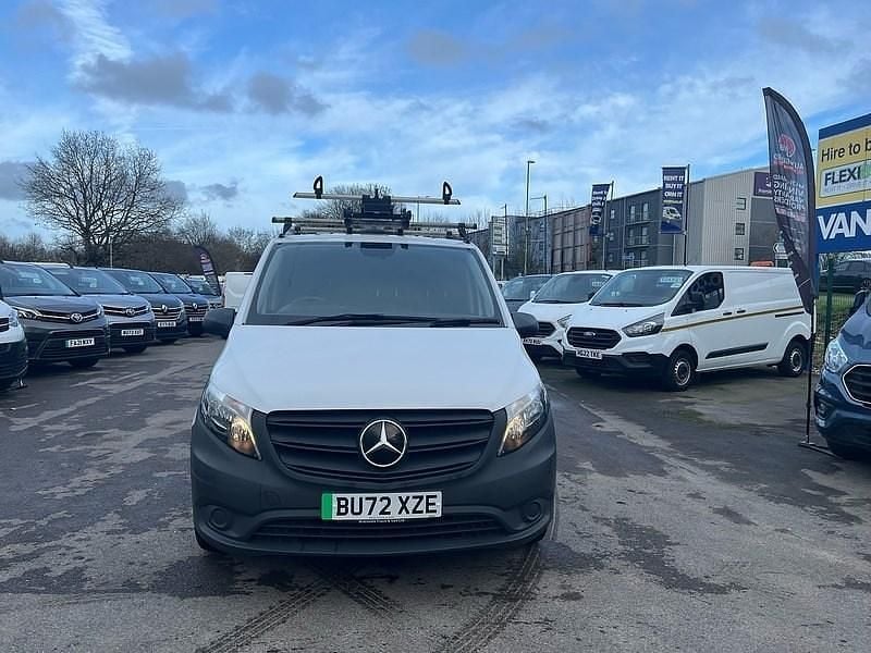 Used Mercedes e-Vito Progressive 85 kW (116 HP) 2022 White MPV