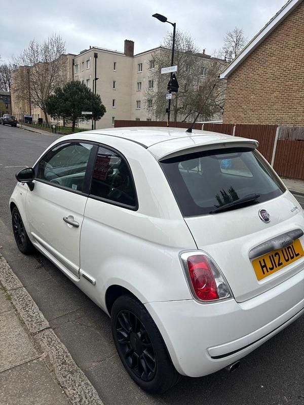 Used Fiat 500 85 HP (62 kW) 2012 White Hatchback
