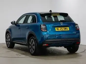 Używany Fiat 600 100 KM (73 kW) 2025 Zielony SUV