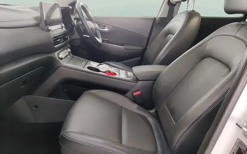 Used Hyundai Kona Ultimate 150 kW (204 HP) 2022 White SUV
