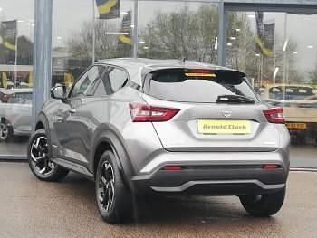 Used Nissan Juke N-Connecta 143 HP (105 kW) 2023 Grey SUV