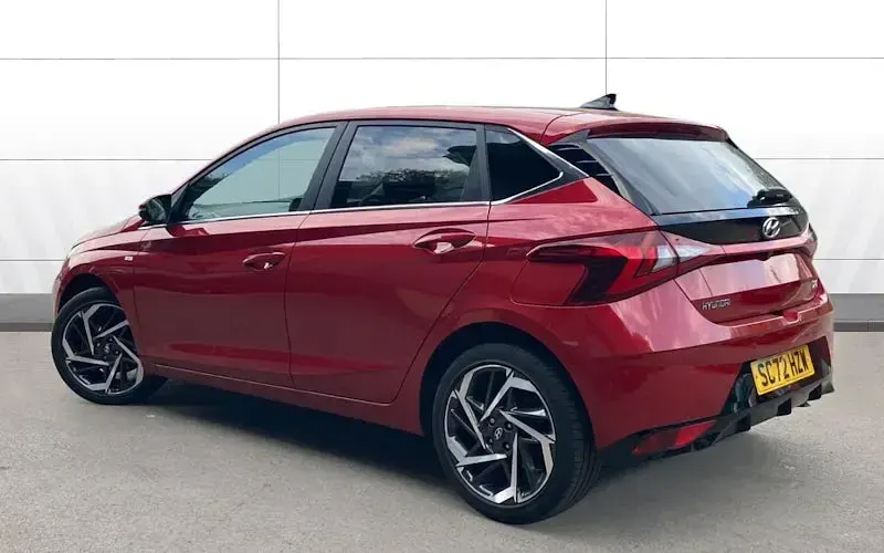 Usado Hyundai i20 Premium 101 HP (74 kW) 2023 Vermelho Citadino