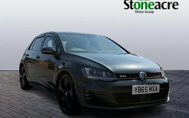 Used VW Golf VII GTI 220 HP (161 kW) 2015 Hatchback
