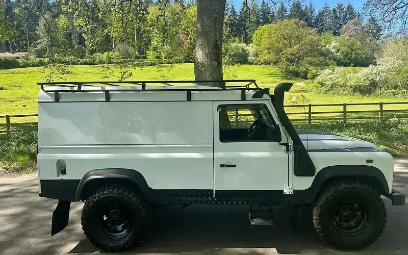 Usado Land Rover Defender 124 HP (91 kW) 2015
