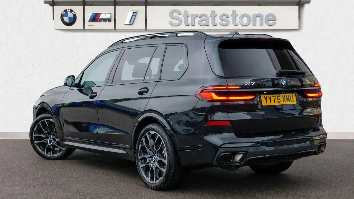 Used BMW X7 M Sport 347 HP (255 kW) 2026 Black SUV