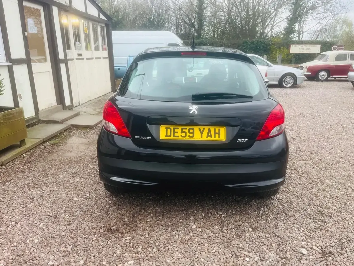Used Peugeot 207 2010 Black Hatchback