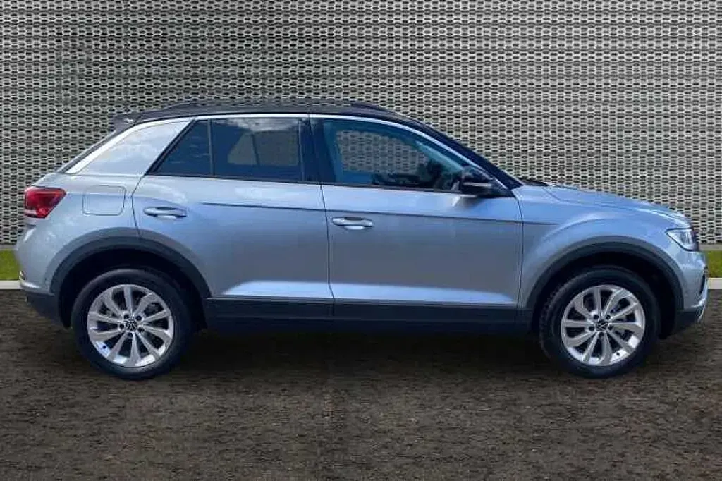 New VW T-Roc 150 HP (110 kW) 2026 SUV