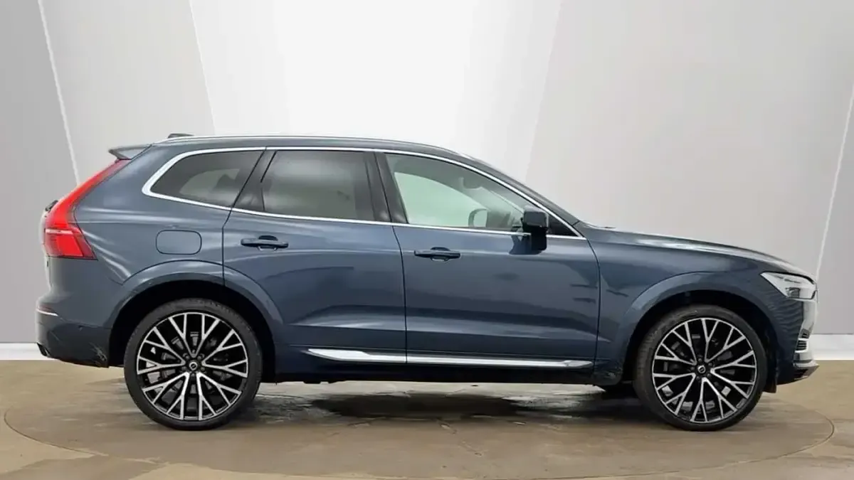 Used Volvo XC60 Inscription 390 HP (286 kW) 2021 SUV