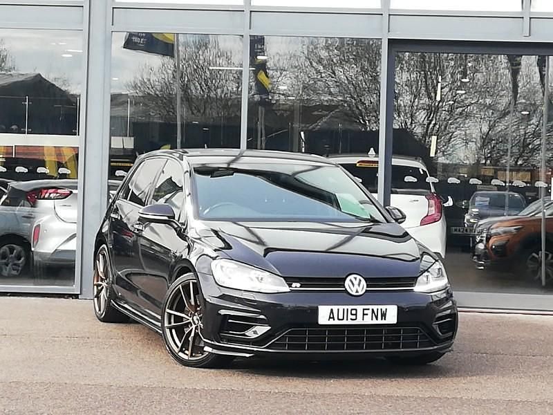 Used VW Golf VII R 300 HP (220 kW) 2019 Black Hatchback