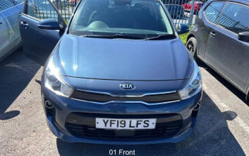 Usado Kia Rio 100 HP (73 kW) 2019 Citadino