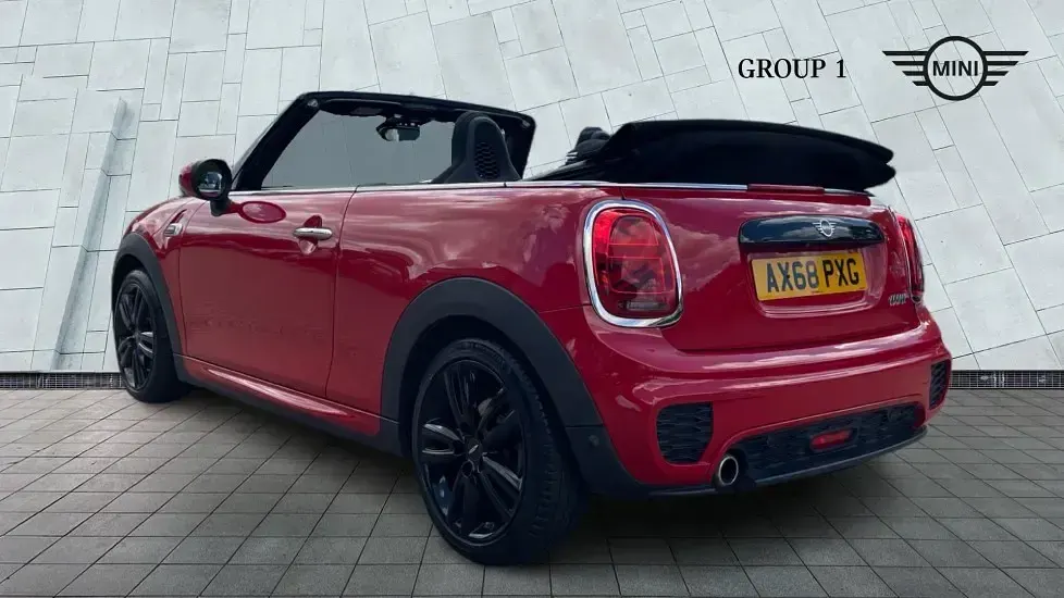 Used Mini Cooper Cabriolet Sport 134 HP (98 kW) 2019 Chili red Cabriolet