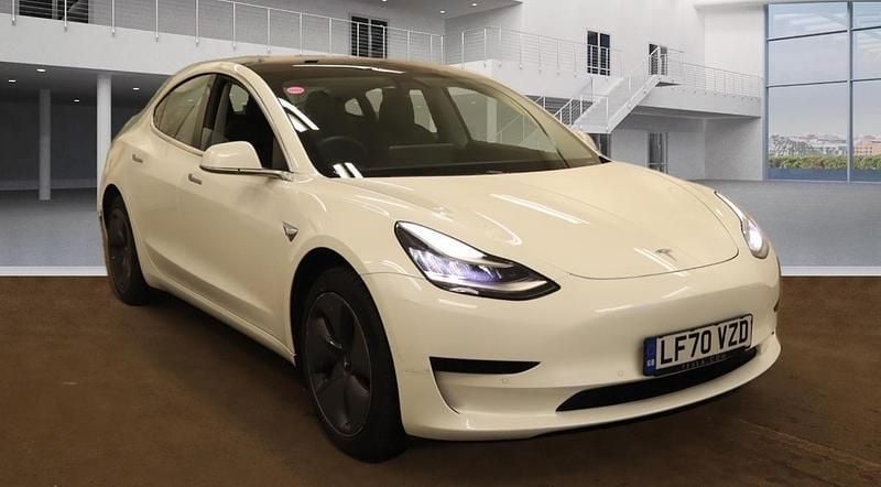 White Used 2020 Tesla Model 3 Standard Range Sedan | £15,495 (Good price) - Image 1/4