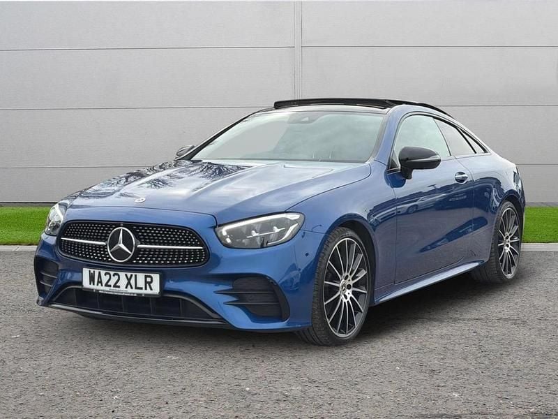 Used Mercedes E220 AMG line 191 HP (140 kW) 2022 Blue Coupe