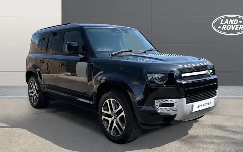 Used Land Rover Defender 249 HP (183 kW) 2024 SUV