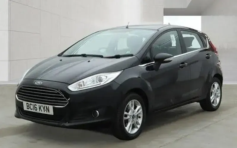 Used Ford Fiesta Zetec 101 HP (74 kW) 2016 Hatchback