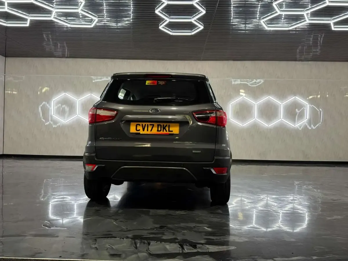 Used Ford Ecosport Zetec 125 HP (91 kW) 2017 Grey SUV