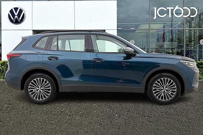 Used VW Tiguan Life 150 HP (110 kW) 2025 Blue SUV