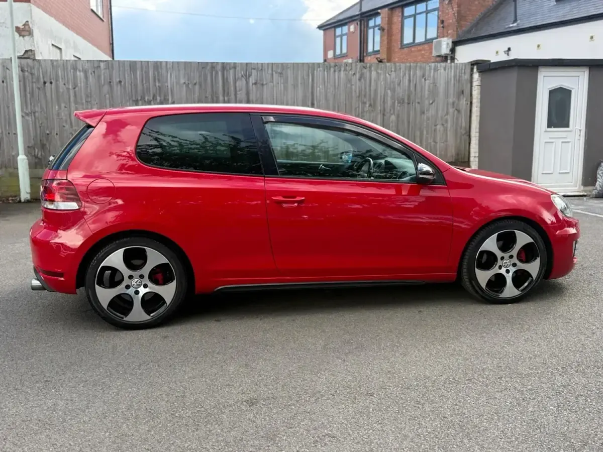 Używany VW Golf VI GTI 2009 Czerwony Hatchback