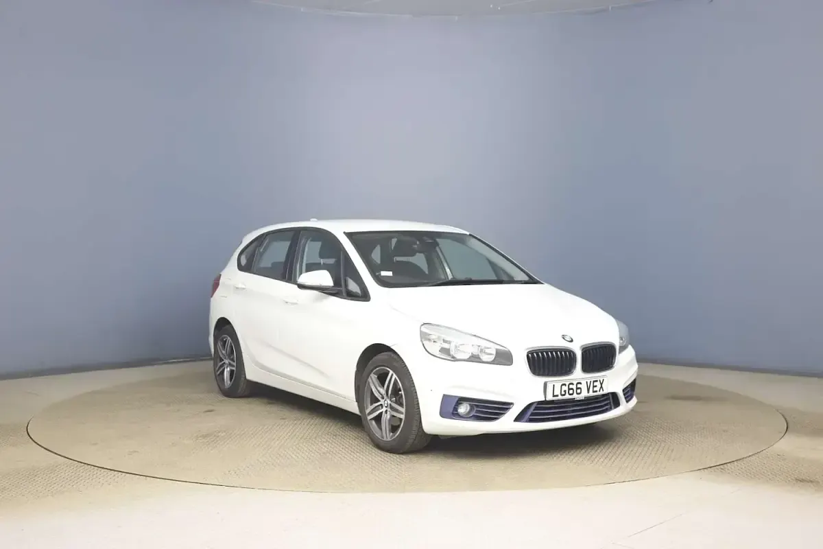Used BMW 218 Sport Line 150 HP (110 kW) 2016 Hatchback