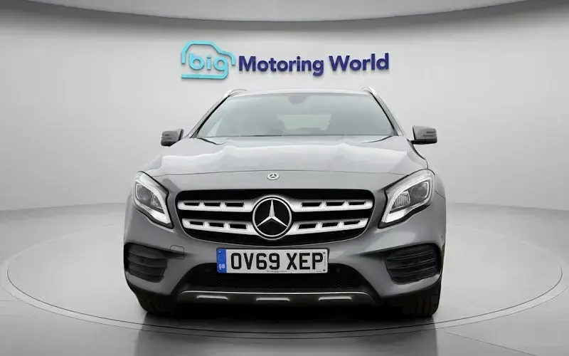 Used Mercedes GLA180 AMG line 122 HP (89 kW) 2019 Grey SUV