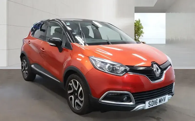 Used Renault Captur Signature 90 HP (66 kW) 2016 SUV