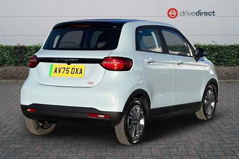 New Leapmotor T03 69 kW (95 HP) 2025 Blue Hatchback