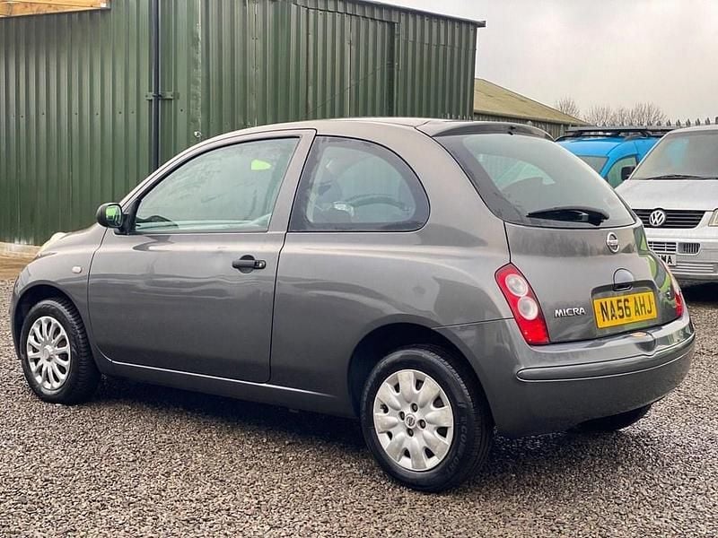 Used Nissan Micra 79 HP (58 kW) 2006 Grey Hatchback