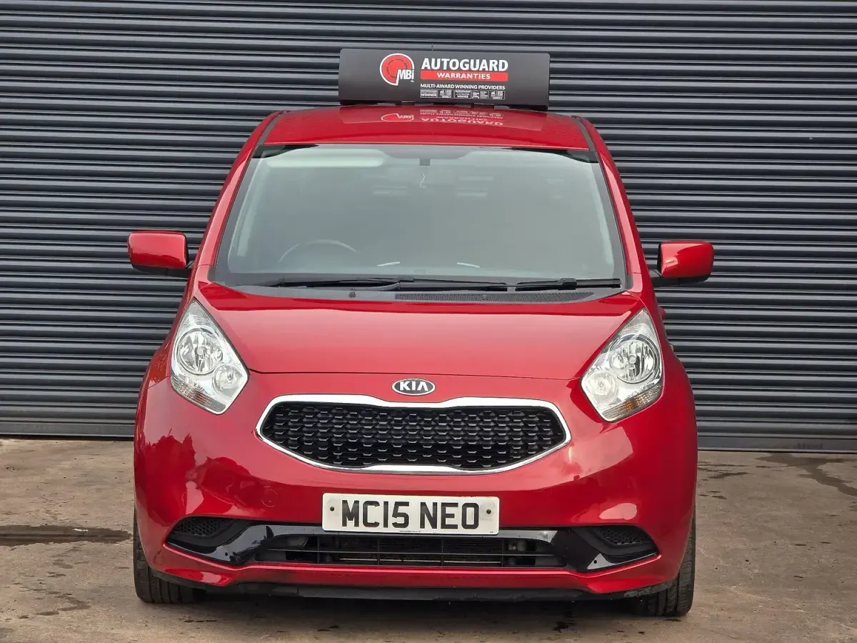 Used Kia Venga 90 HP (66 kW) 2015 Red Hatchback