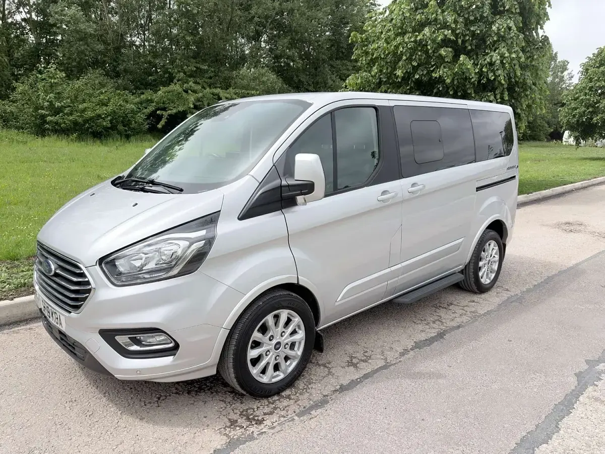 Used Ford Tourneo 2019 Silver MPV