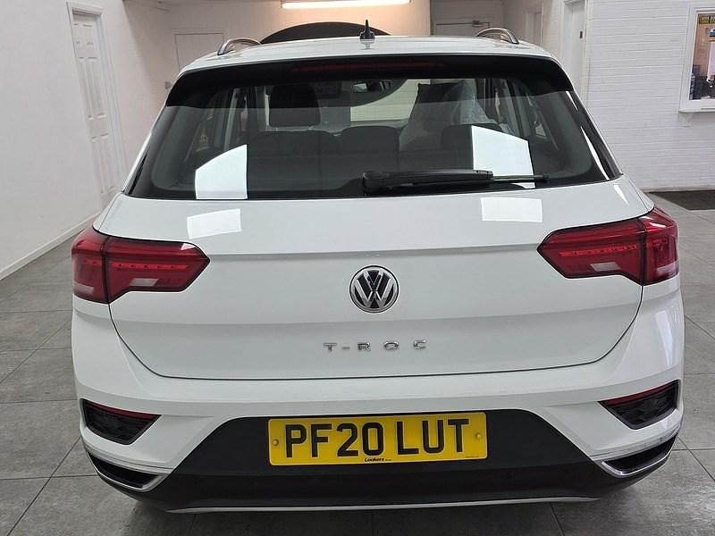 Used VW T-Roc SE 115 HP (84 kW) 2020 White SUV