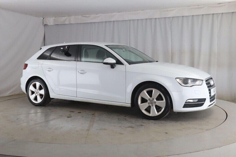 White Used 2014 Audi A3 Sportback Sport Hatchback | £5,490 (Fair price) - Image 1/2