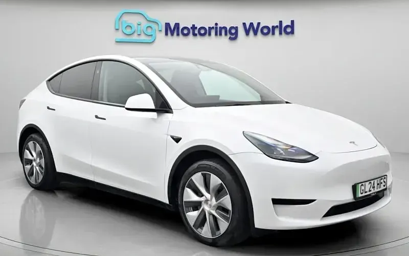 Used Tesla Model Y Standard Range 219 kW (299 HP) 2024 SUV