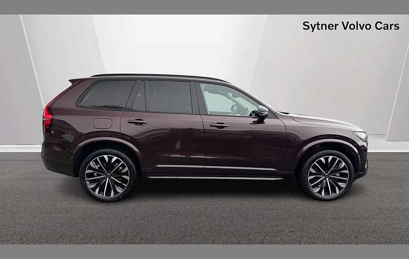 Used Volvo XC90 Ultra 247 HP (181 kW) 2025 Red SUV