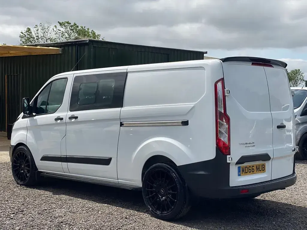 Used Ford Transit Custom 130 HP (95 kW) 2017 White Van