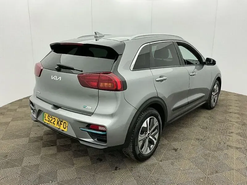 Used Kia Niro 150 kW (204 HP) 2022 Grey SUV