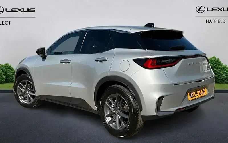 Used Lexus LBX 136 HP (100 kW) 2026 SUV