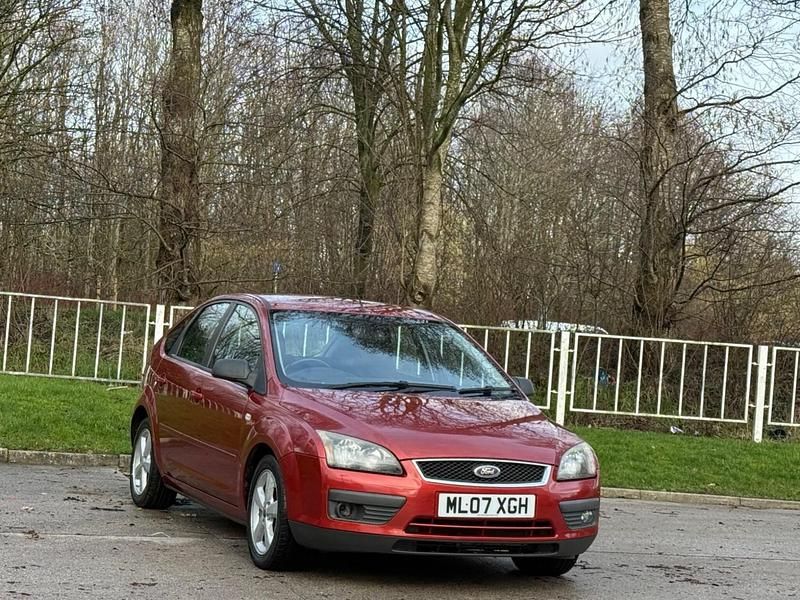 Used Ford Focus Zetec 2007 Red Hatchback
