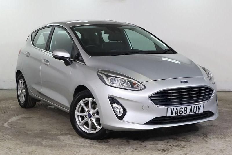 Silver Used 2018 Ford Fiesta Zetec Hatchback | £6,475 (Good price) - Image 1/4