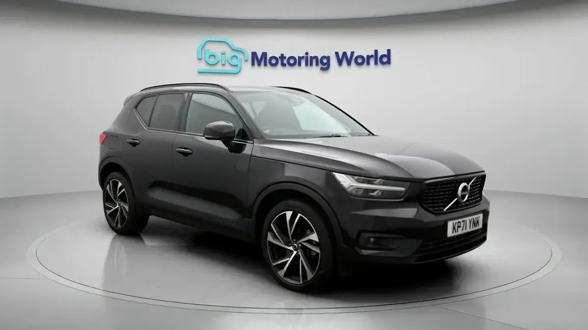 Used Volvo XC40 R-Design Pro 197 HP (144 kW) 2021 SUV