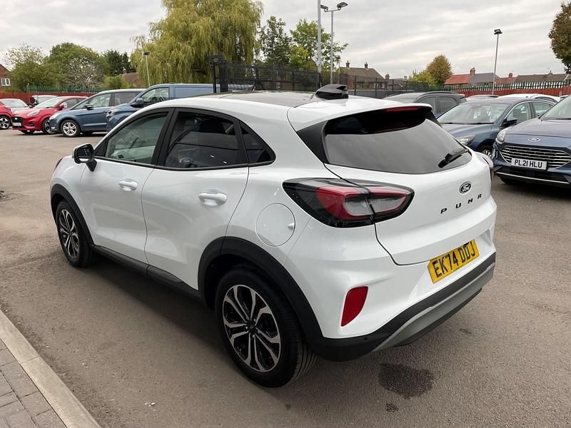 Used Ford Puma Titanium 125 HP (91 kW) 2024 White Hatchback