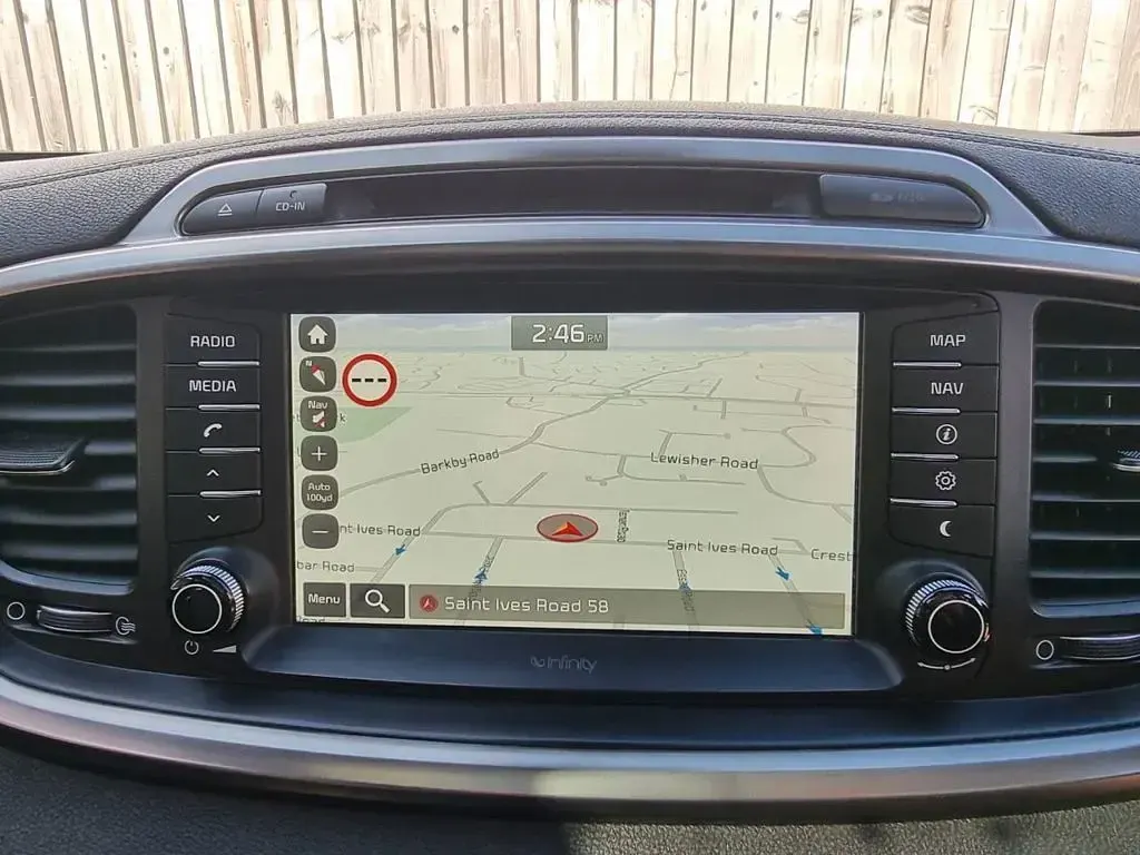 Used Kia Sorento 200 HP (147 kW) 2016 Red SUV