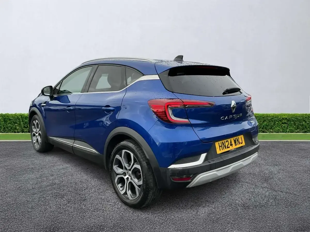 Usado Renault Captur Techno 143 HP (105 kW) 2024 Azul SUV