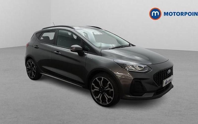 Usado Ford Fiesta Active X 101 HP (74 kW) 2023 Cinzento Citadino
