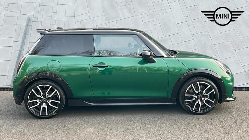 Used Mini Cooper S Hatch 201 HP (147 kW) 2025 Green Hatchback