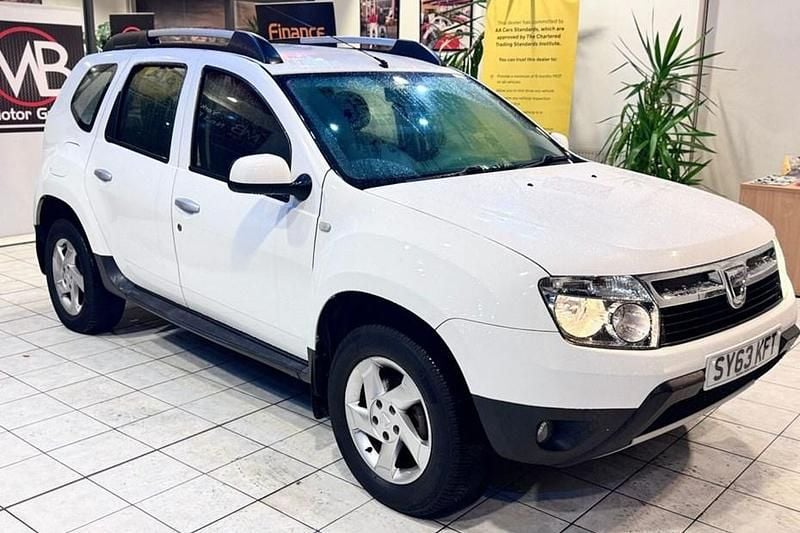 Used Dacia Duster Lauréate 110 HP (80 kW) 2013 White SUV